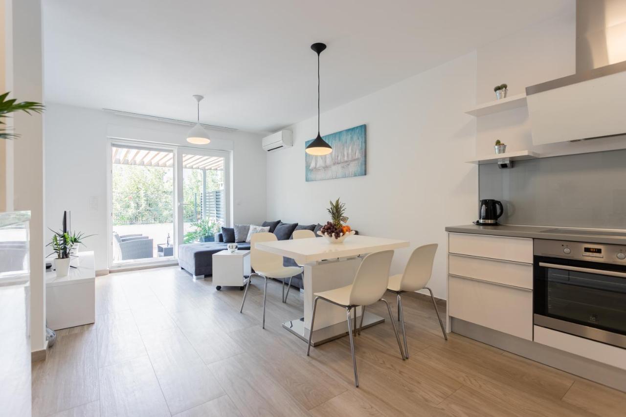 New Modern Apartment "Marjan" Podstrana Exteriör bild